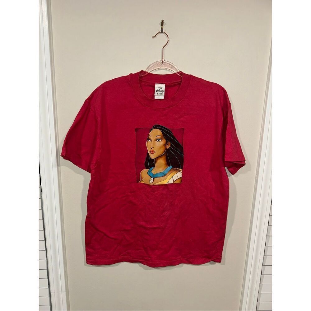 Vintage 1990’s Disney Pocahontas Movie Promo Portrait Shirt Size Large Red